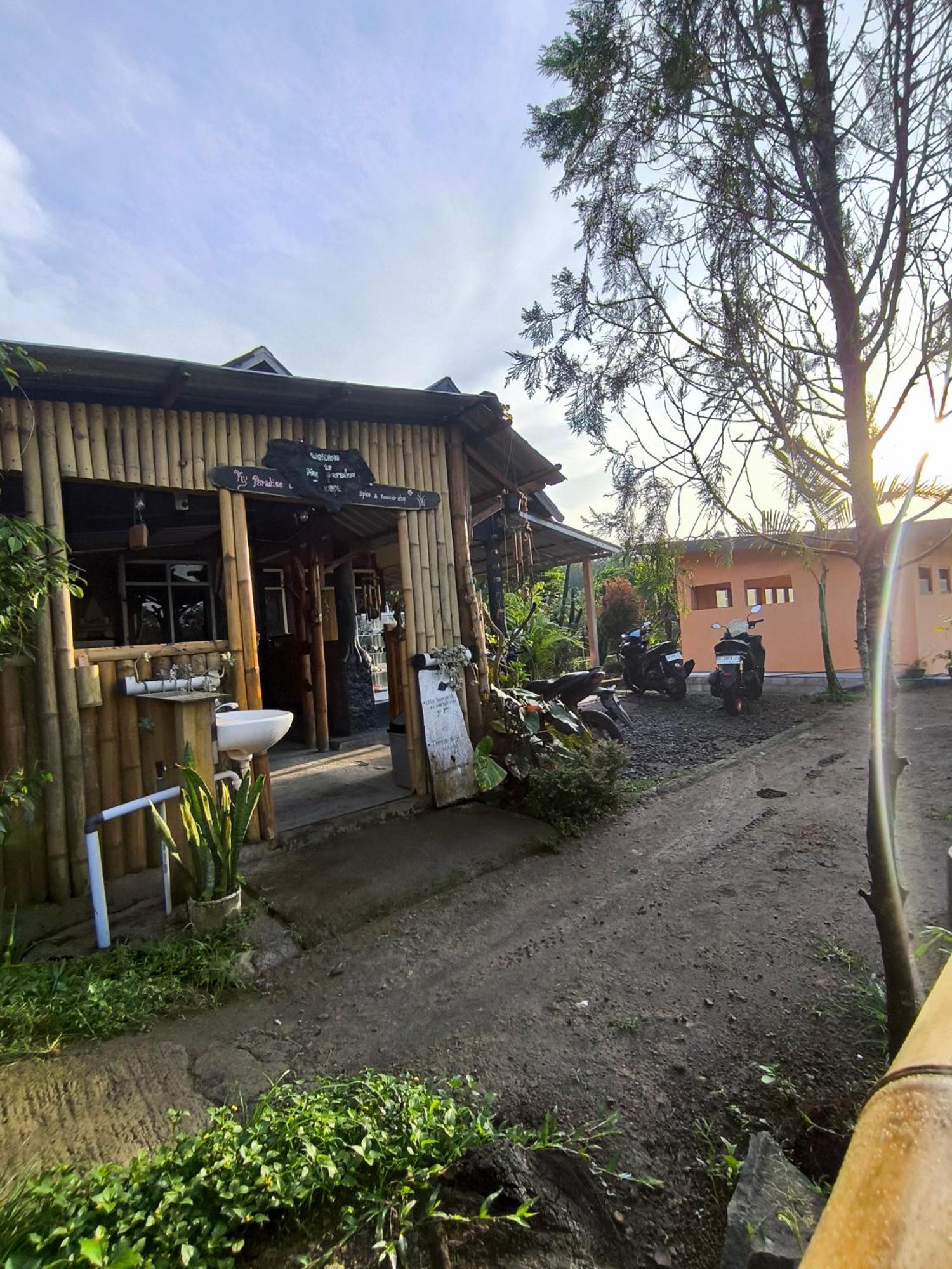 Tetebatu Valley Bungalows Exterior photo
